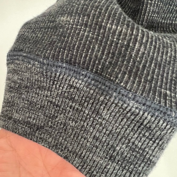 Tommy Bahama Men's Long Sleeved 1/4 Zip Cotton Blend Pullover Charcoal - Picture 4 of 11